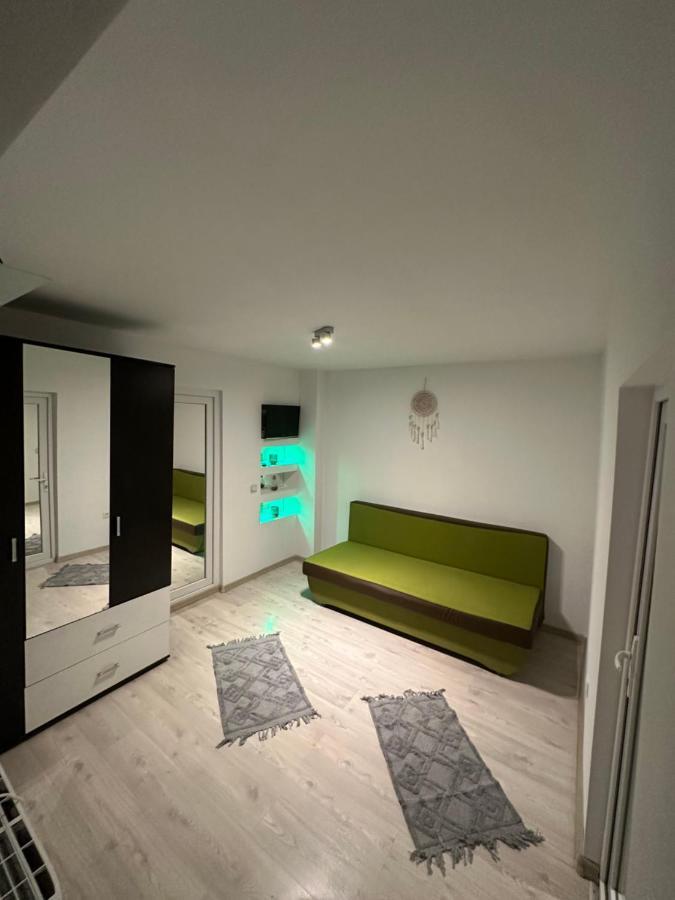 Apartamnet Regim Hotelier Bukarest Exterior foto